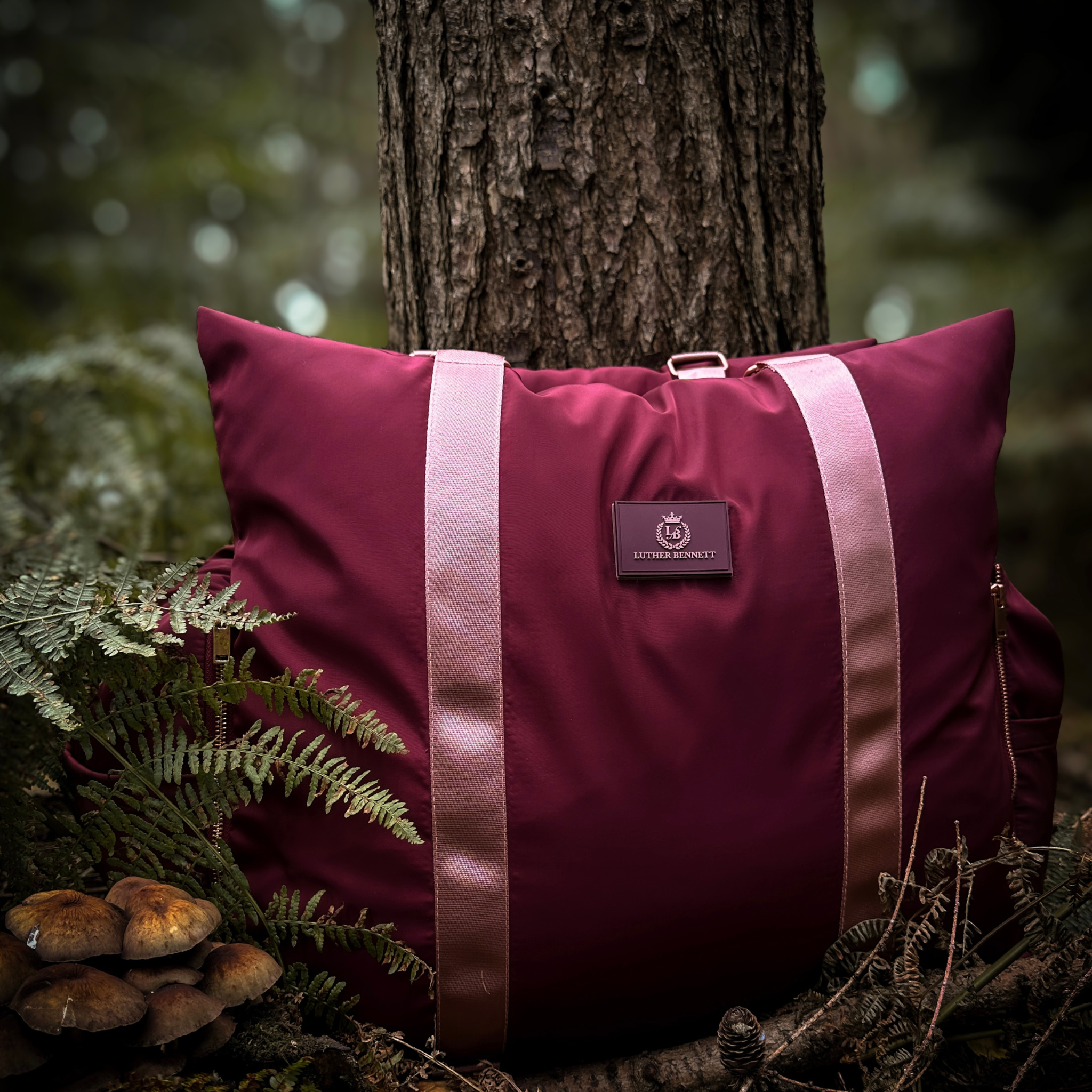 Travel Dog Pod - Rosewood