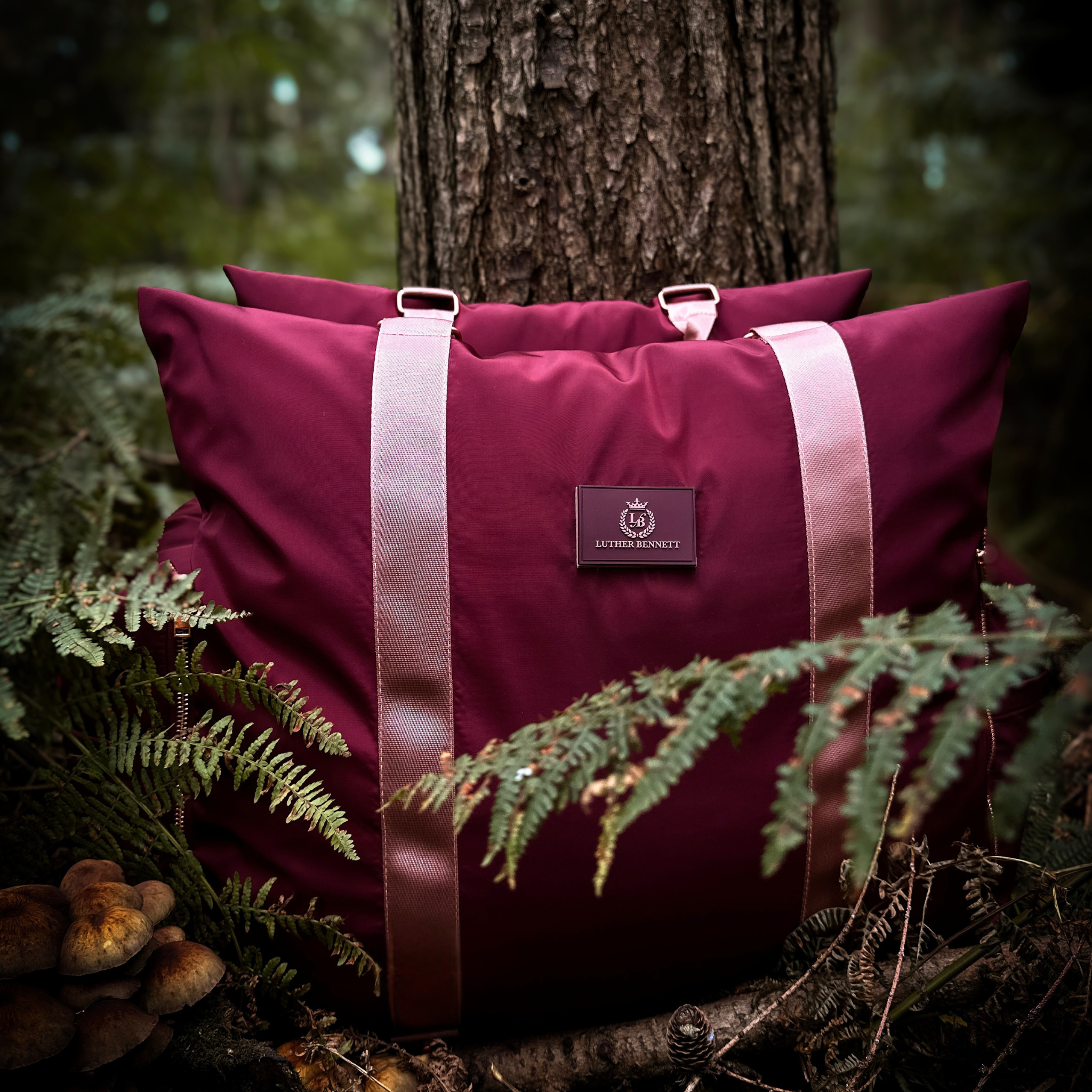 Travel Dog Pod - Rosewood