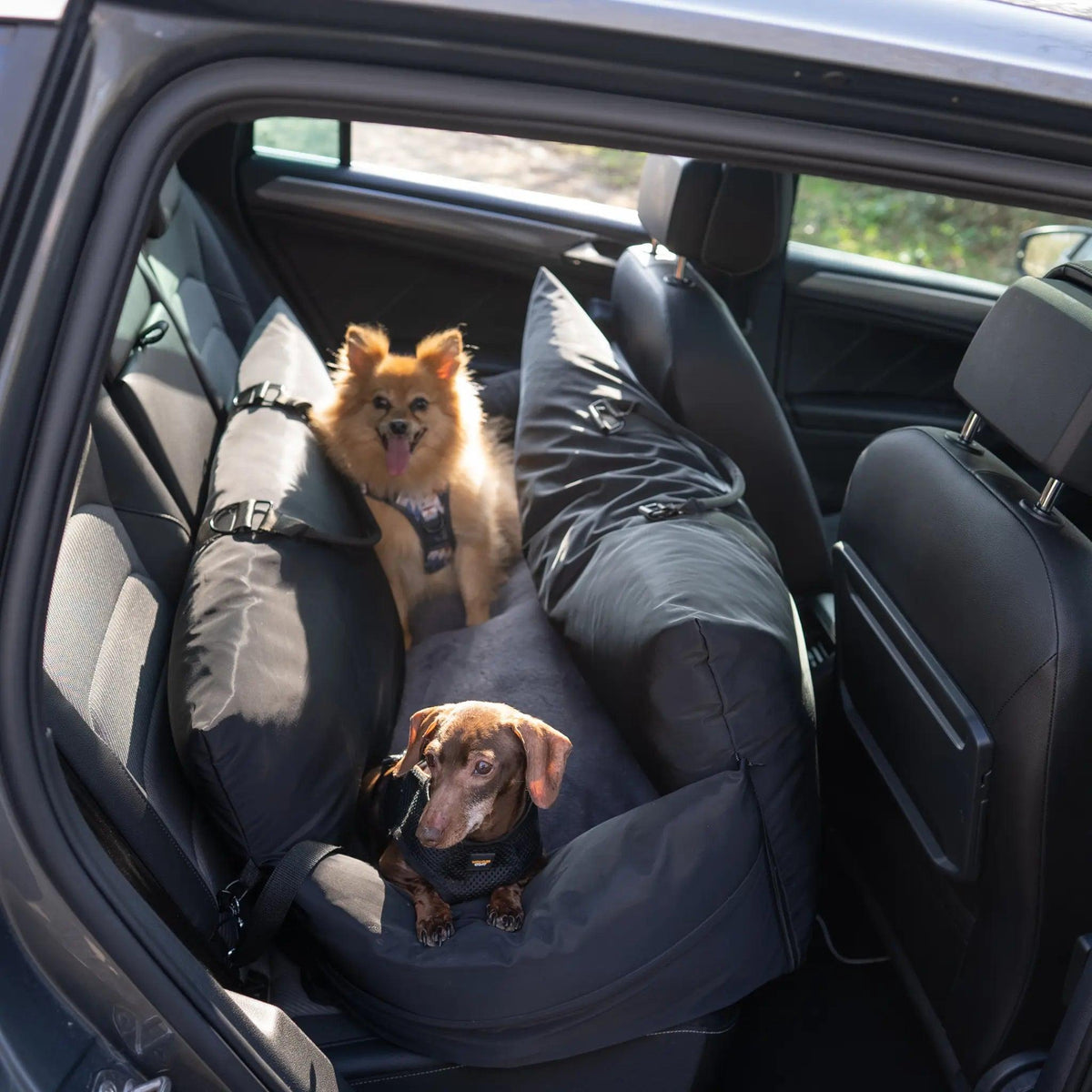 Multi Pod Dogs Travel Dog Pod For Large Breeds | ISOFIX Dog Car Seat & Travel Bed ...